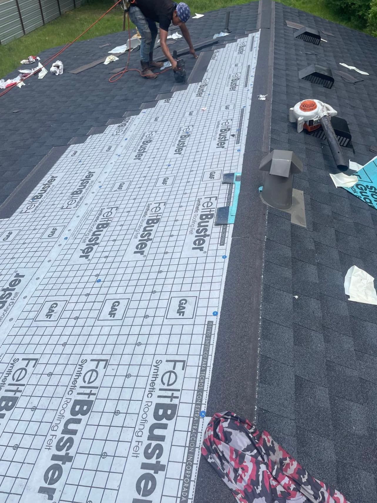 Expert Roof Replacement with GAF Shingles in Baytown image