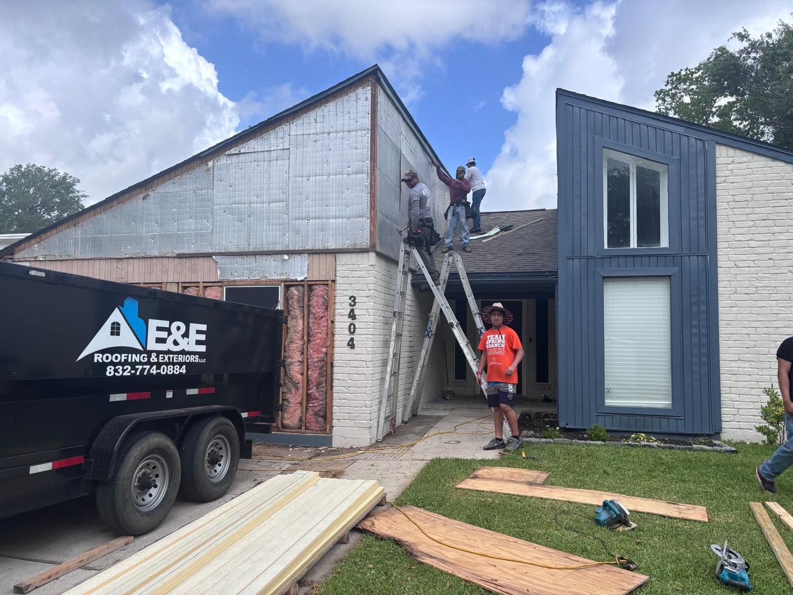 Siding Demo and Installation in Baytown, Texas: Upgrade Your Home’s Protection and Curb Appeal image