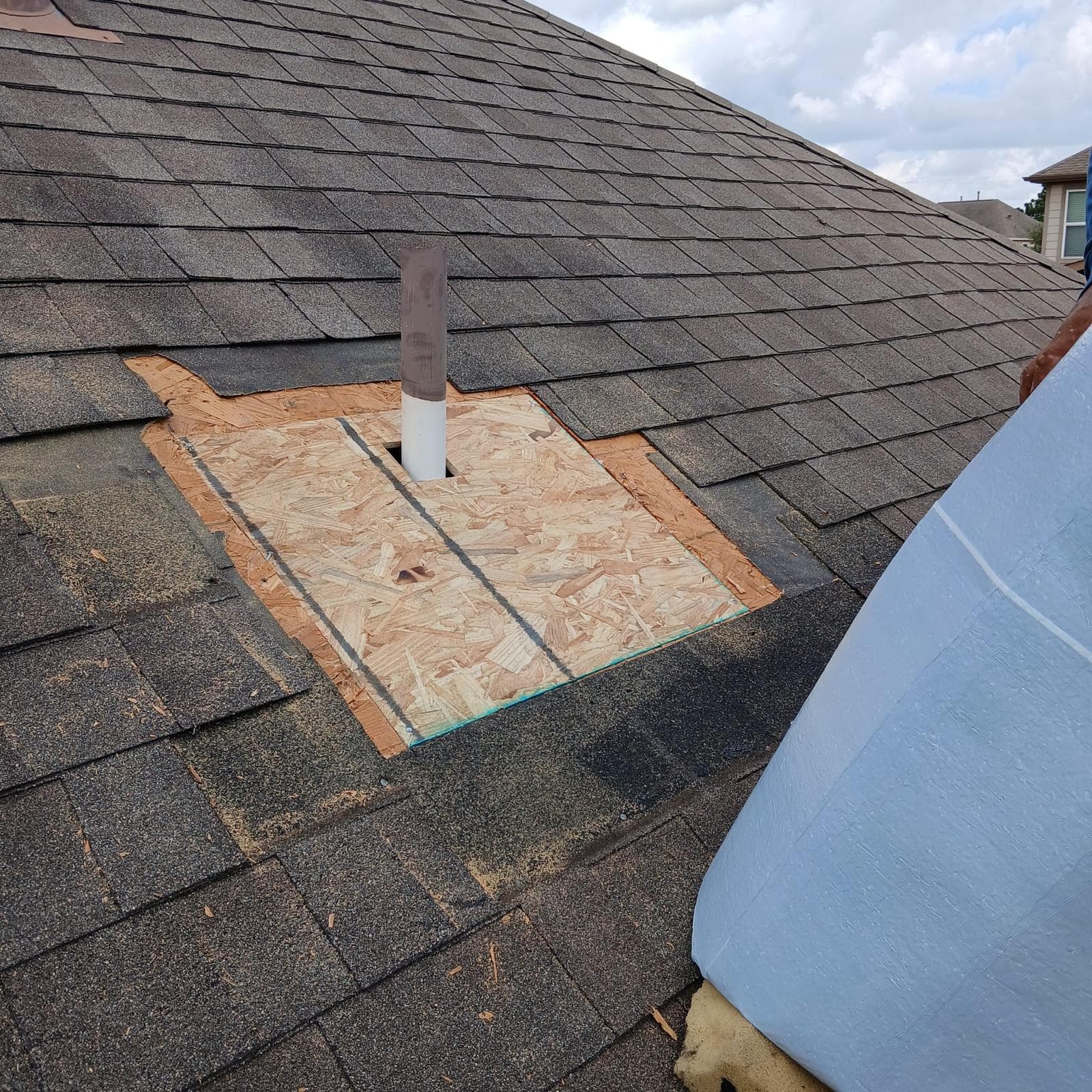 How to Tell If Your Roof Has Hail Damage After a Spring Storm in Texas image