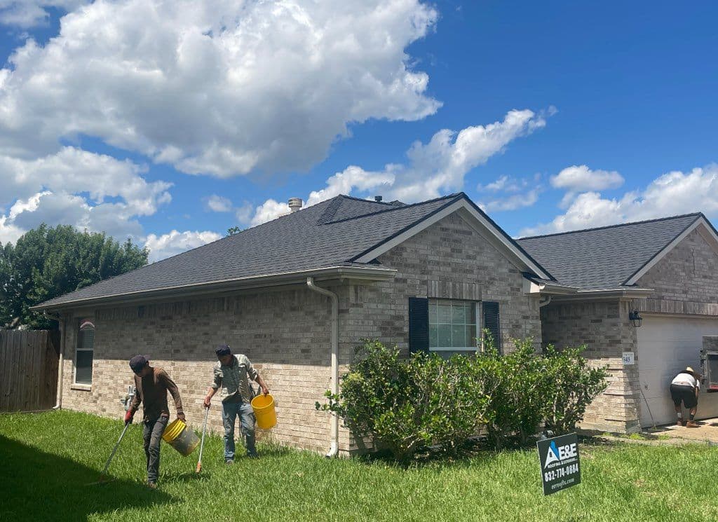 Roof Replacement in Baytown TX image